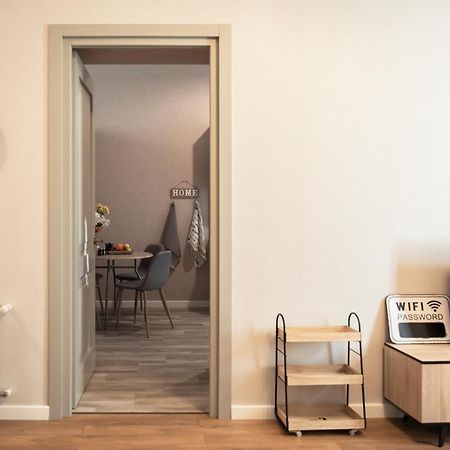Charming Apartment In The Historic District Of Тбилиси Экстерьер фото