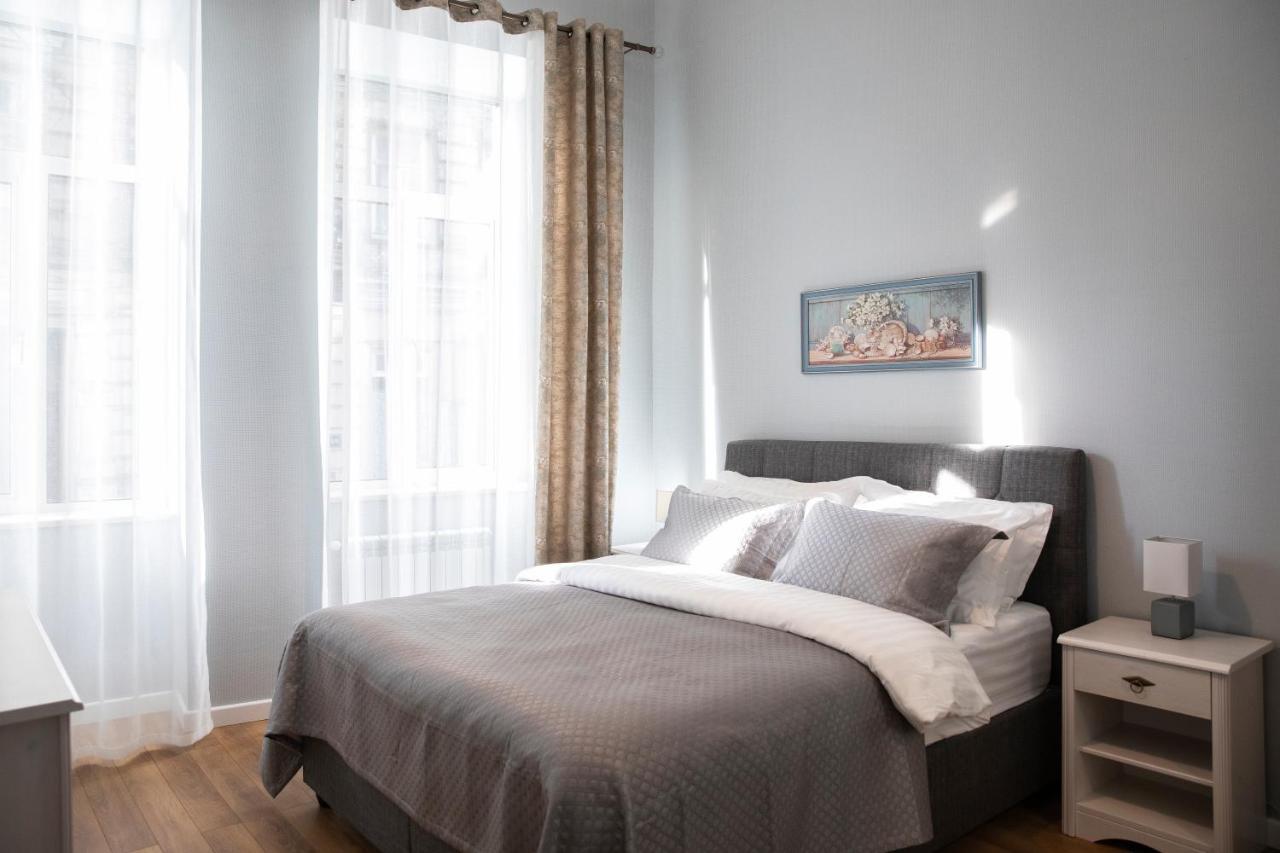 Charming Apartment In The Historic District Of Тбилиси Экстерьер фото