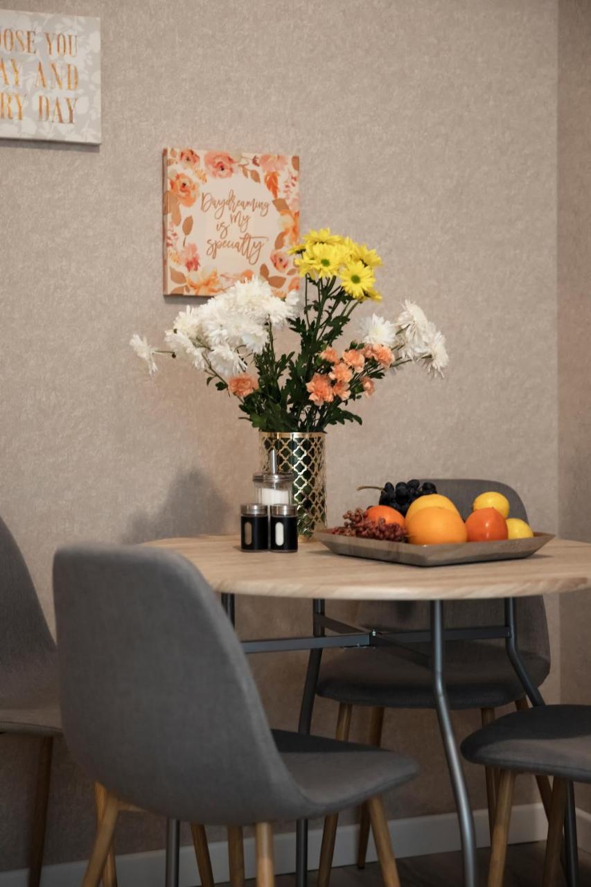 Charming Apartment In The Historic District Of Тбилиси Экстерьер фото